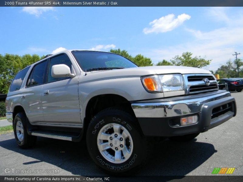 Millennium Silver Metallic / Oak 2000 Toyota 4Runner SR5 4x4