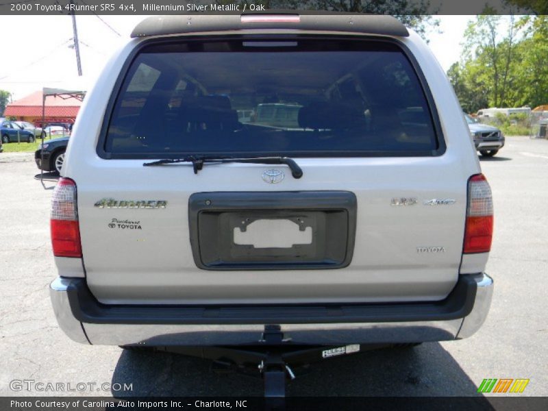 Millennium Silver Metallic / Oak 2000 Toyota 4Runner SR5 4x4