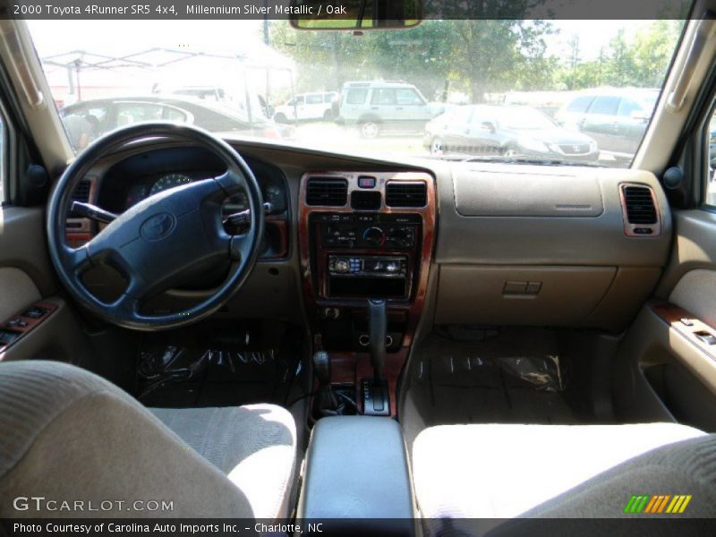 Millennium Silver Metallic / Oak 2000 Toyota 4Runner SR5 4x4