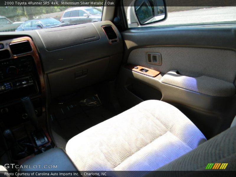 Millennium Silver Metallic / Oak 2000 Toyota 4Runner SR5 4x4