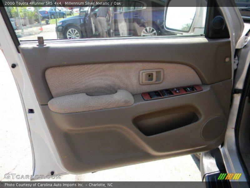 Millennium Silver Metallic / Oak 2000 Toyota 4Runner SR5 4x4
