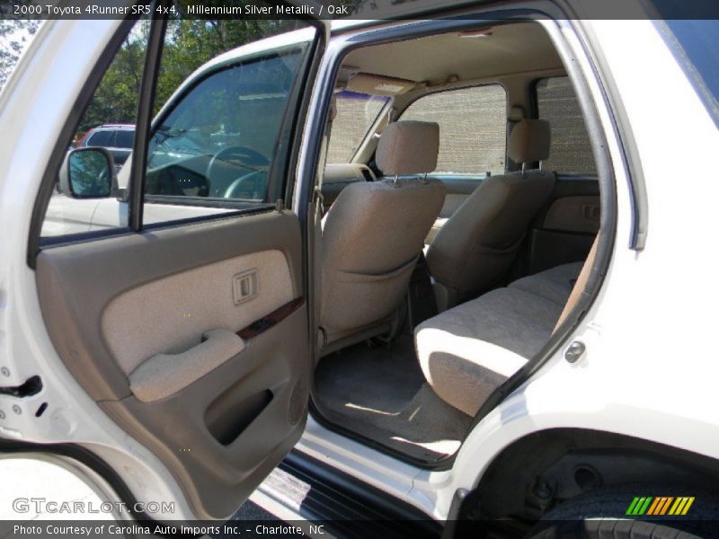 Millennium Silver Metallic / Oak 2000 Toyota 4Runner SR5 4x4