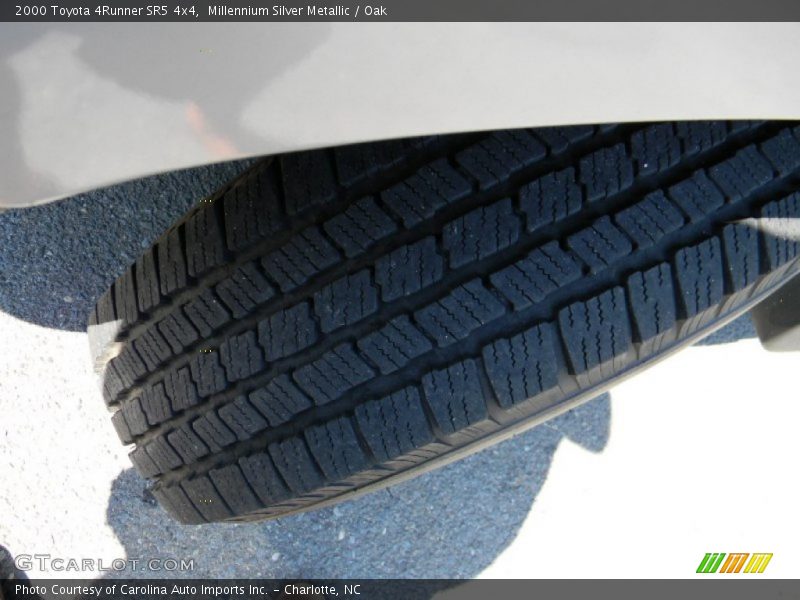 Millennium Silver Metallic / Oak 2000 Toyota 4Runner SR5 4x4