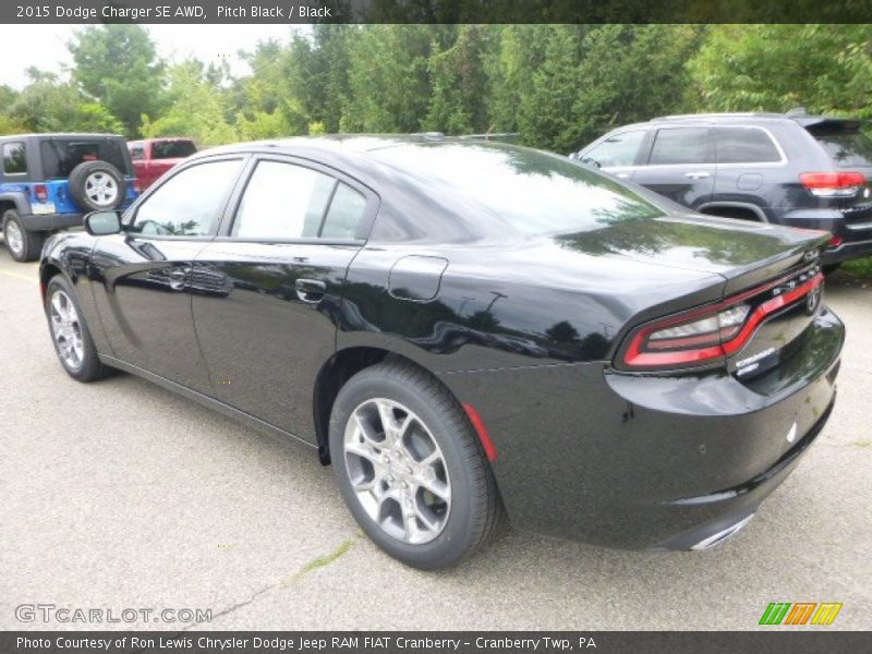 Pitch Black / Black 2015 Dodge Charger SE AWD