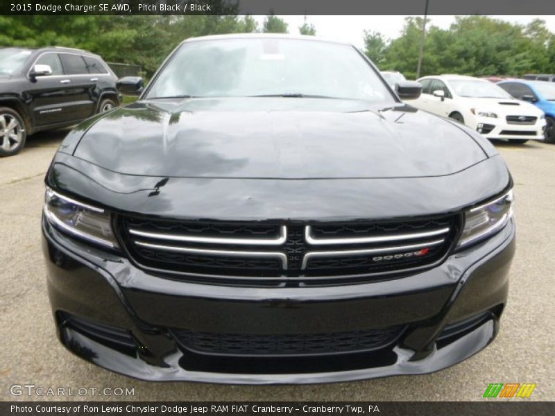 Pitch Black / Black 2015 Dodge Charger SE AWD