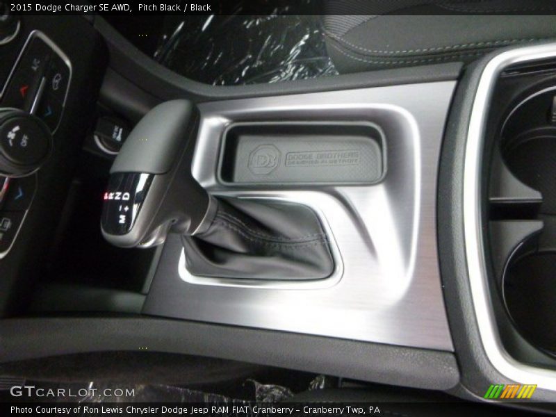 Pitch Black / Black 2015 Dodge Charger SE AWD