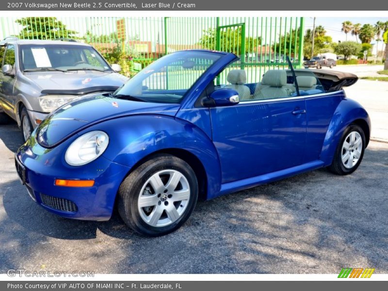 Front 3/4 View of 2007 New Beetle 2.5 Convertible