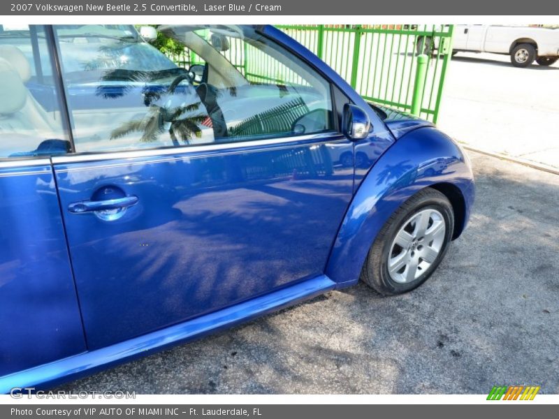 Laser Blue / Cream 2007 Volkswagen New Beetle 2.5 Convertible