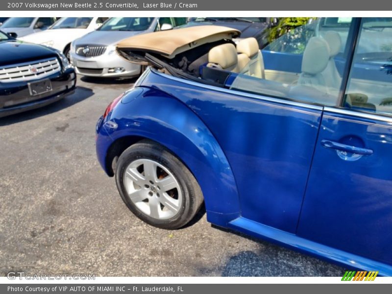 Laser Blue / Cream 2007 Volkswagen New Beetle 2.5 Convertible