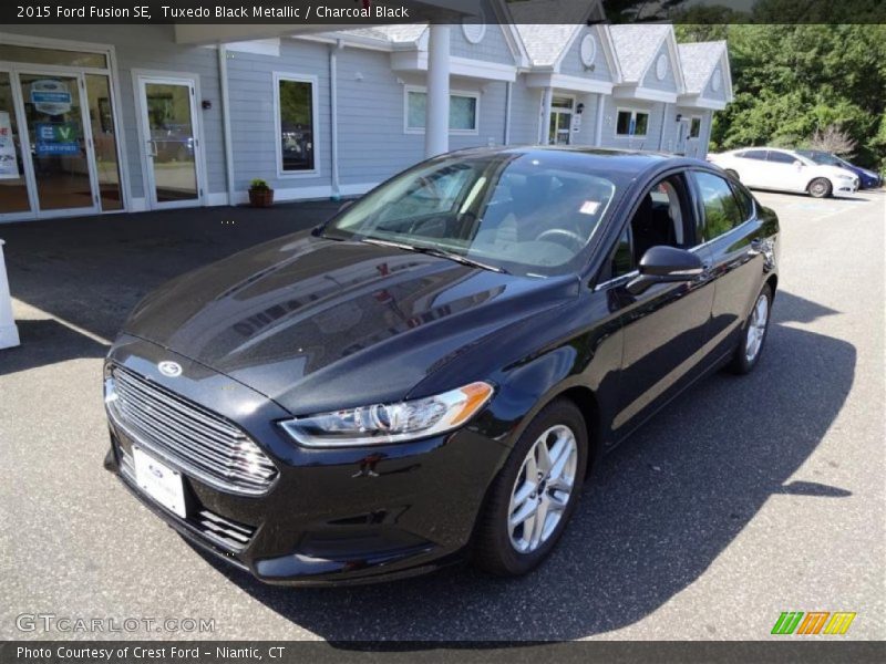 Tuxedo Black Metallic / Charcoal Black 2015 Ford Fusion SE