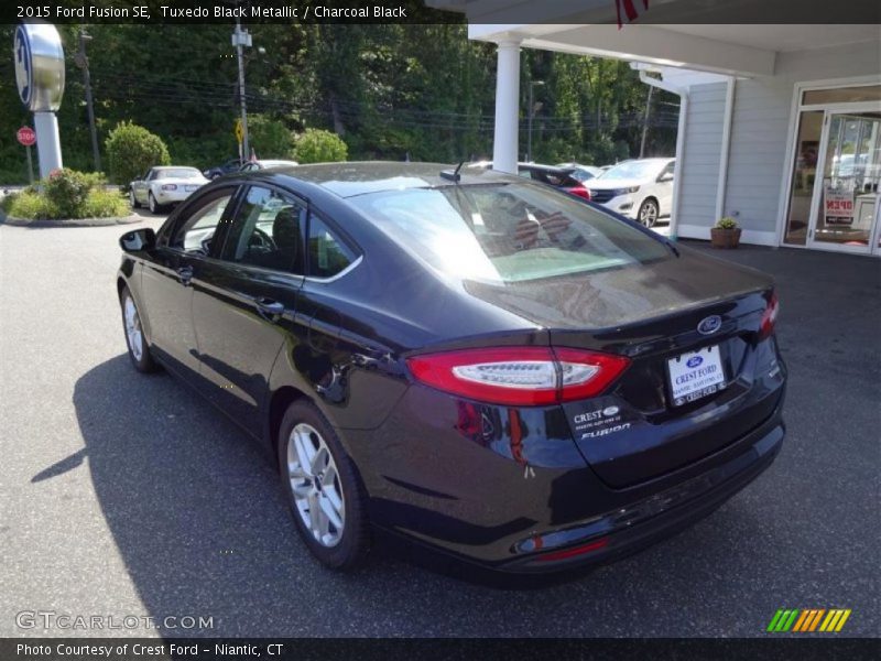 Tuxedo Black Metallic / Charcoal Black 2015 Ford Fusion SE