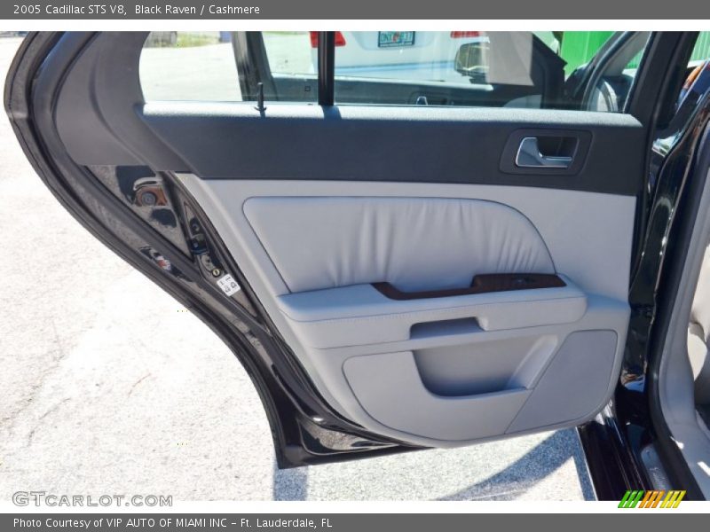 Black Raven / Cashmere 2005 Cadillac STS V8