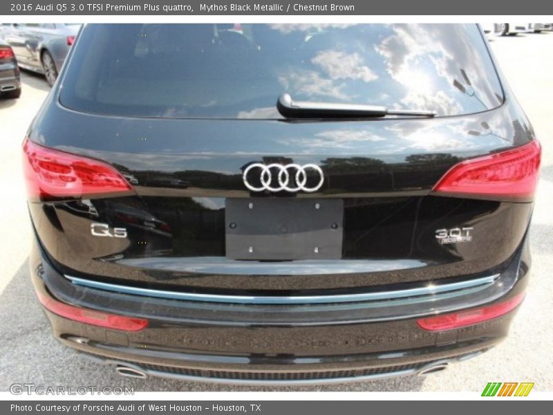 Mythos Black Metallic / Chestnut Brown 2016 Audi Q5 3.0 TFSI Premium Plus quattro