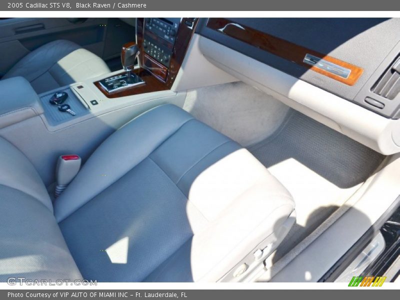 Black Raven / Cashmere 2005 Cadillac STS V8