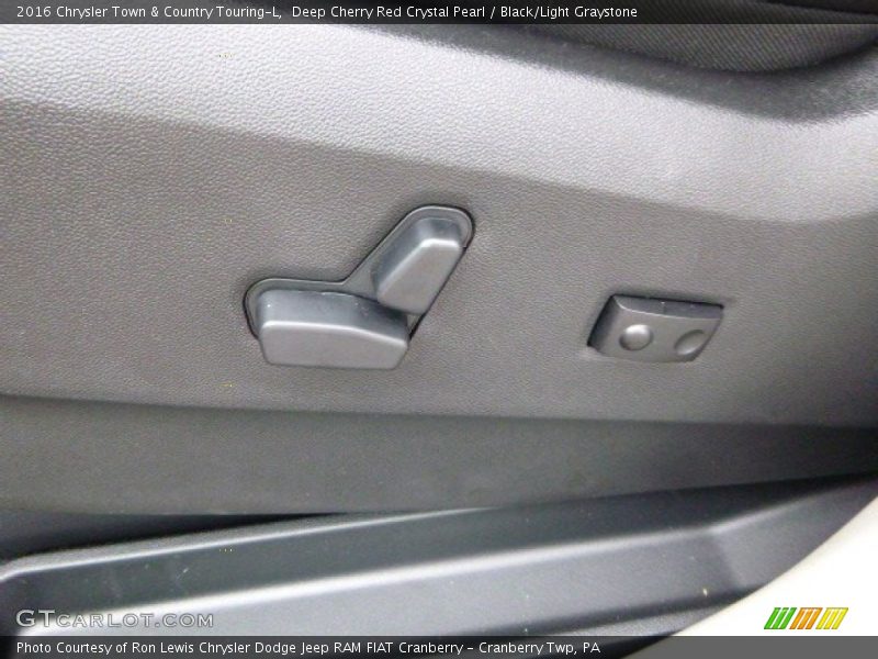 Deep Cherry Red Crystal Pearl / Black/Light Graystone 2016 Chrysler Town & Country Touring-L