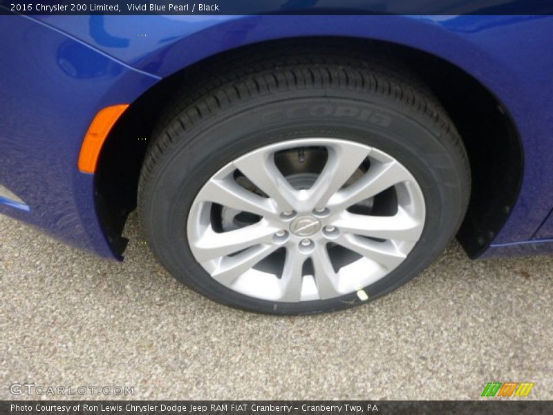 Vivid Blue Pearl / Black 2016 Chrysler 200 Limited