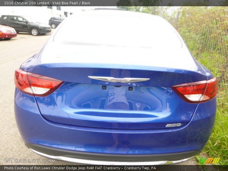 Vivid Blue Pearl / Black 2016 Chrysler 200 Limited