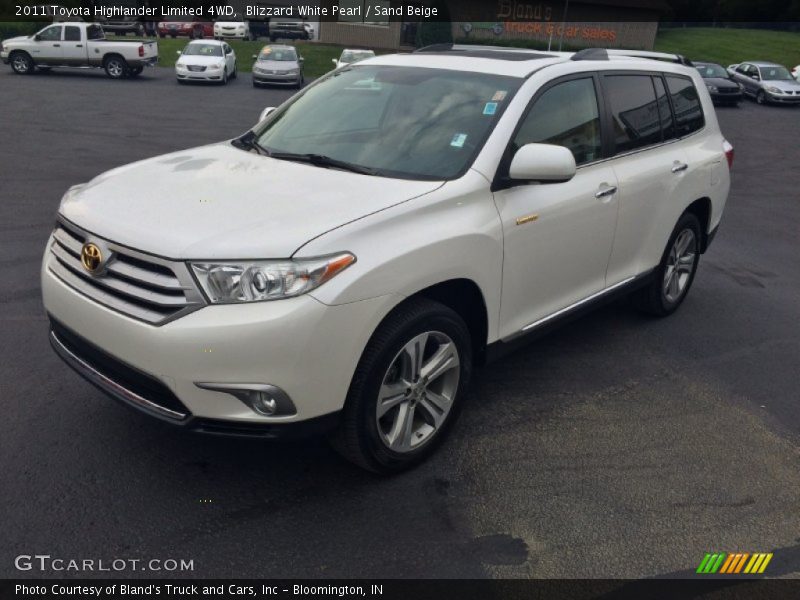 Blizzard White Pearl / Sand Beige 2011 Toyota Highlander Limited 4WD