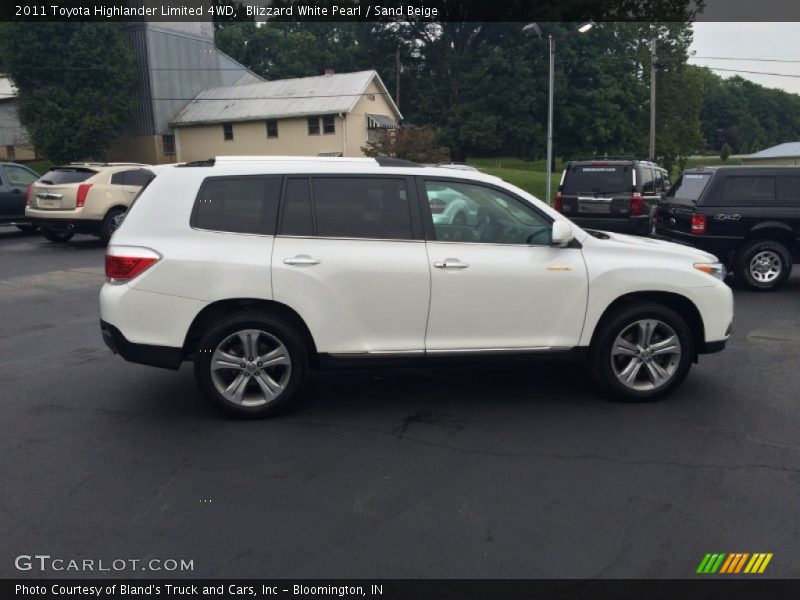 Blizzard White Pearl / Sand Beige 2011 Toyota Highlander Limited 4WD