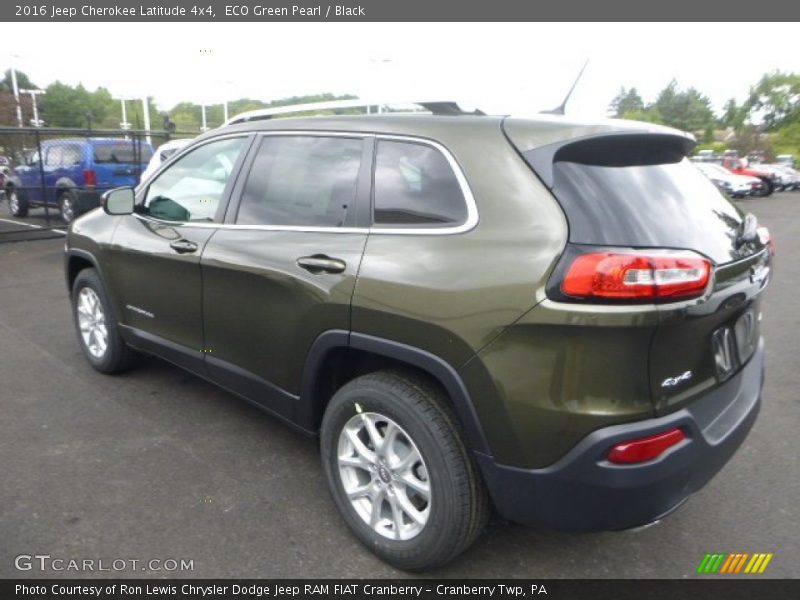 ECO Green Pearl / Black 2016 Jeep Cherokee Latitude 4x4