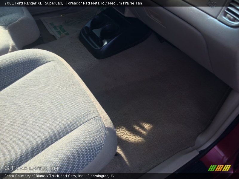 Toreador Red Metallic / Medium Prairie Tan 2001 Ford Ranger XLT SuperCab