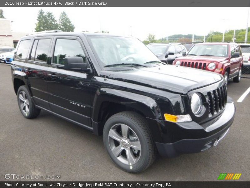 Front 3/4 View of 2016 Patriot Latitude 4x4