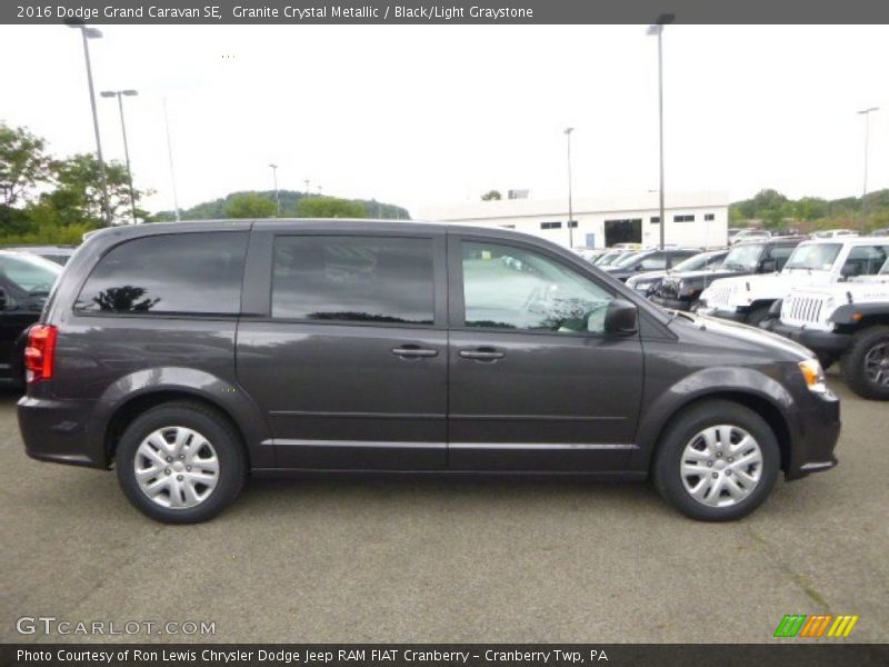 Granite Crystal Metallic / Black/Light Graystone 2016 Dodge Grand Caravan SE