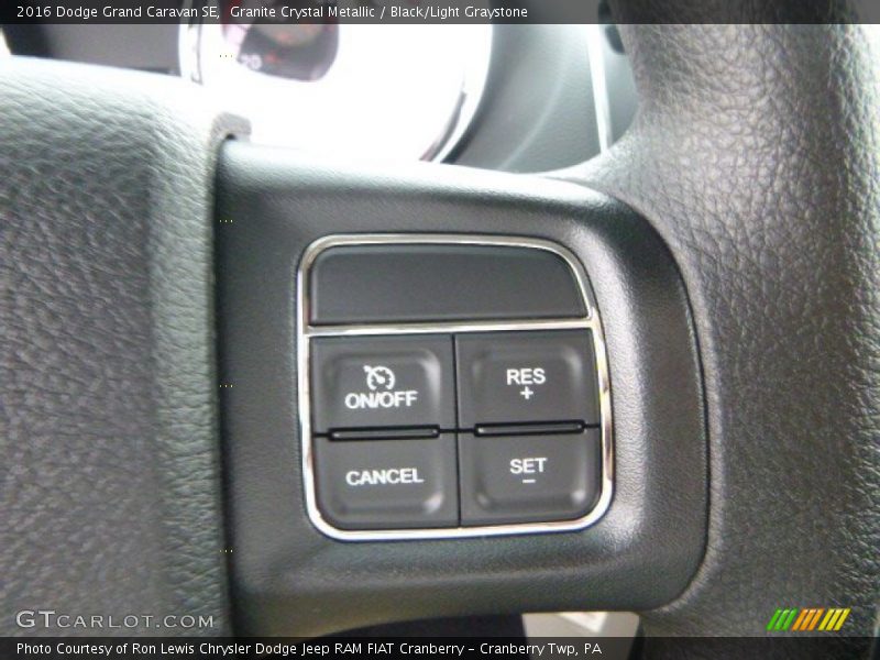 Granite Crystal Metallic / Black/Light Graystone 2016 Dodge Grand Caravan SE