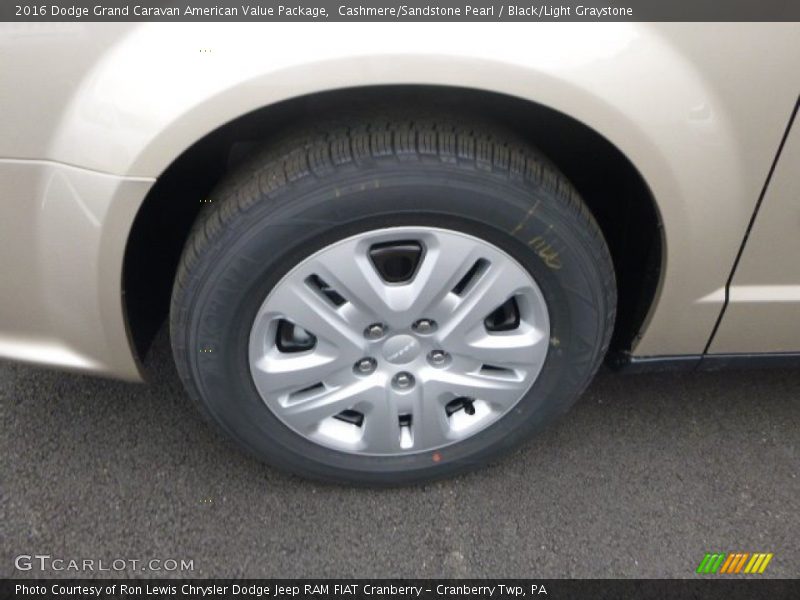 Cashmere/Sandstone Pearl / Black/Light Graystone 2016 Dodge Grand Caravan American Value Package