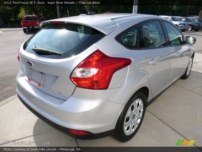 Ingot Silver Metallic / Charcoal Black 2012 Ford Focus SE 5-Door