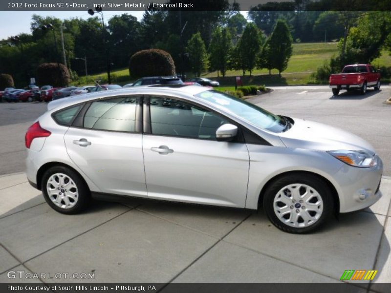 Ingot Silver Metallic / Charcoal Black 2012 Ford Focus SE 5-Door