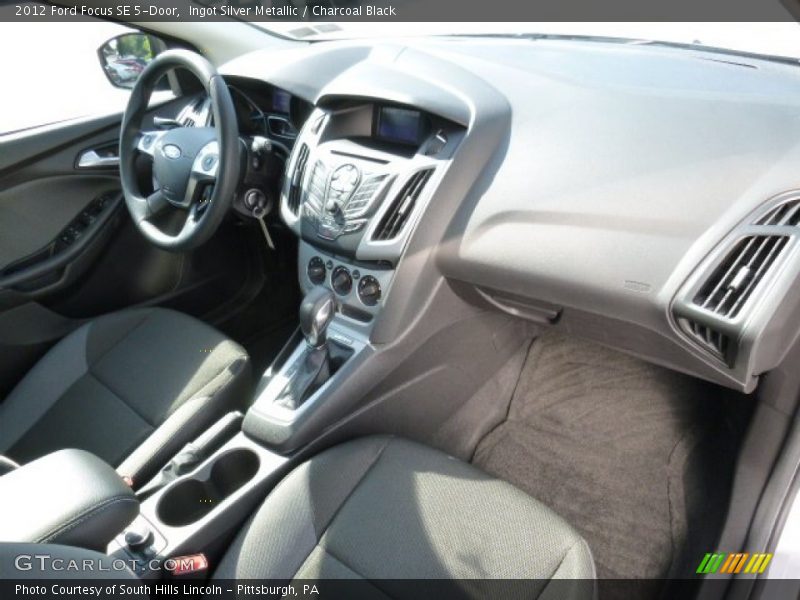 Ingot Silver Metallic / Charcoal Black 2012 Ford Focus SE 5-Door