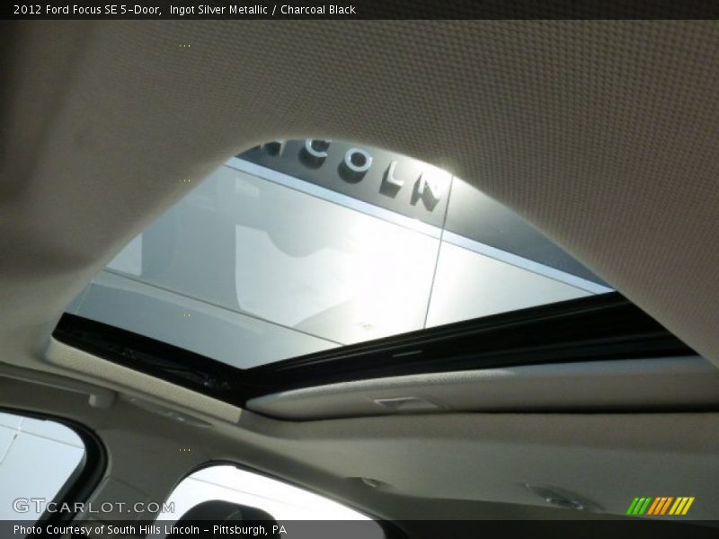 Ingot Silver Metallic / Charcoal Black 2012 Ford Focus SE 5-Door