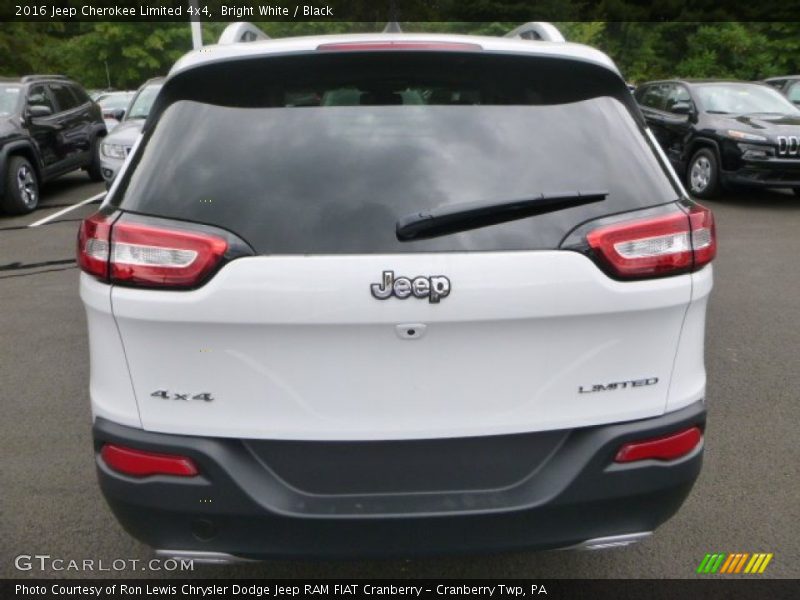 Bright White / Black 2016 Jeep Cherokee Limited 4x4