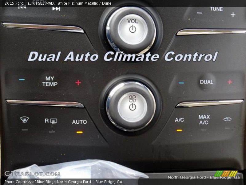 White Platinum Metallic / Dune 2015 Ford Taurus SEL AWD
