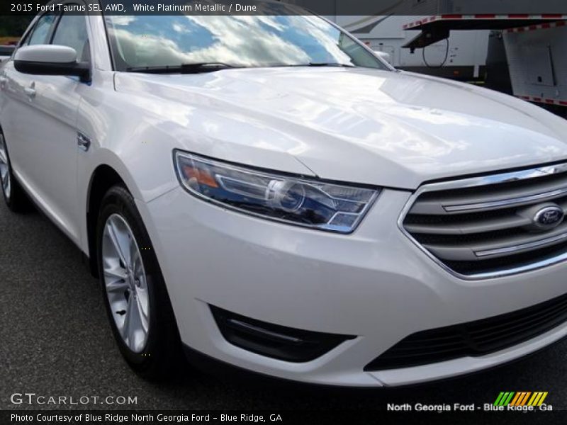 White Platinum Metallic / Dune 2015 Ford Taurus SEL AWD
