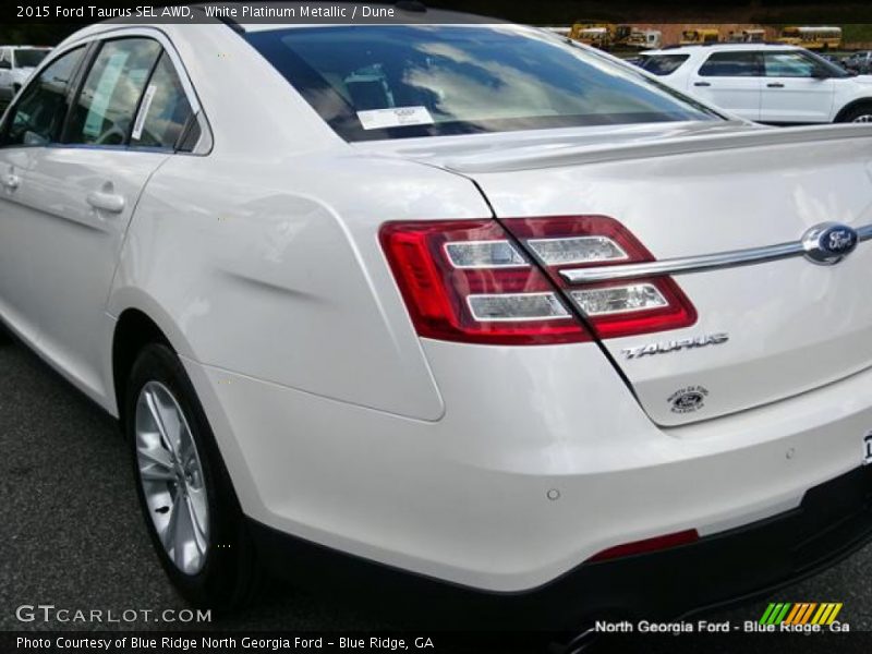White Platinum Metallic / Dune 2015 Ford Taurus SEL AWD
