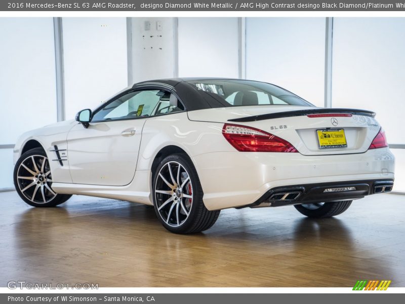 designo Diamond White Metallic / AMG High Contrast desingo Black Diamond/Platinum White 2016 Mercedes-Benz SL 63 AMG Roadster