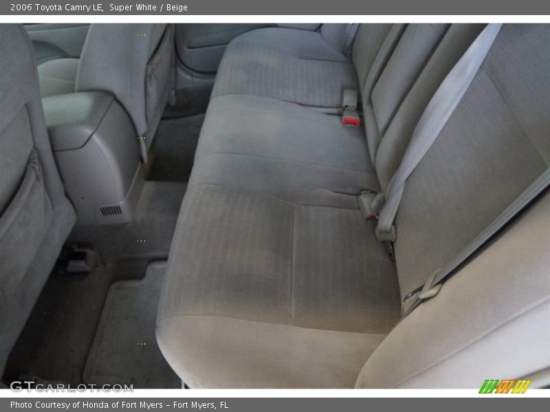 Super White / Beige 2006 Toyota Camry LE