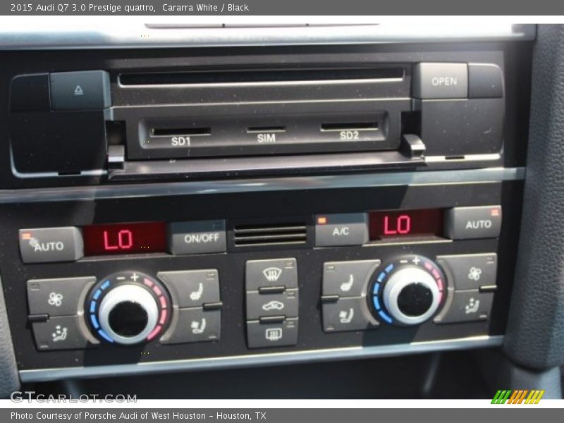 Cararra White / Black 2015 Audi Q7 3.0 Prestige quattro