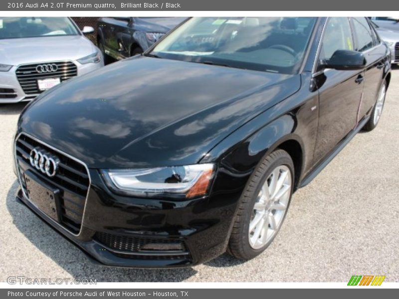 Front 3/4 View of 2016 A4 2.0T Premium quattro