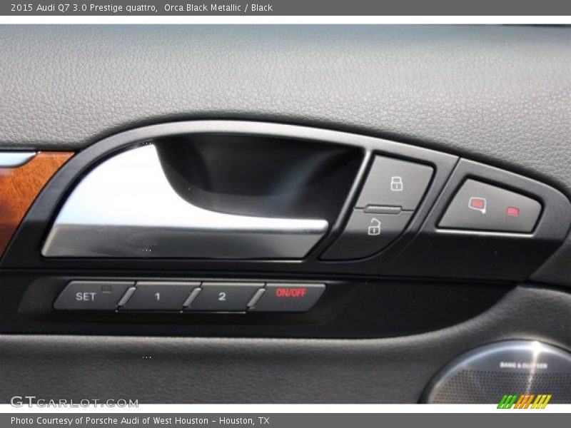 Orca Black Metallic / Black 2015 Audi Q7 3.0 Prestige quattro