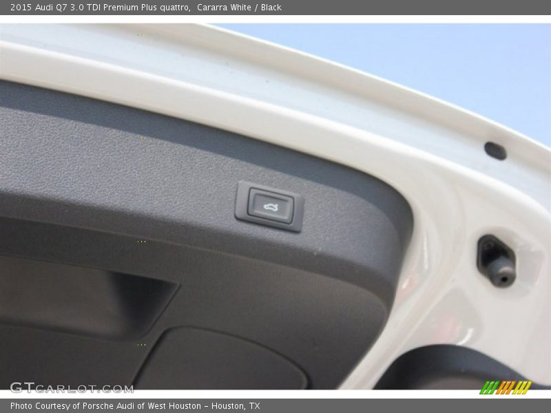 Cararra White / Black 2015 Audi Q7 3.0 TDI Premium Plus quattro