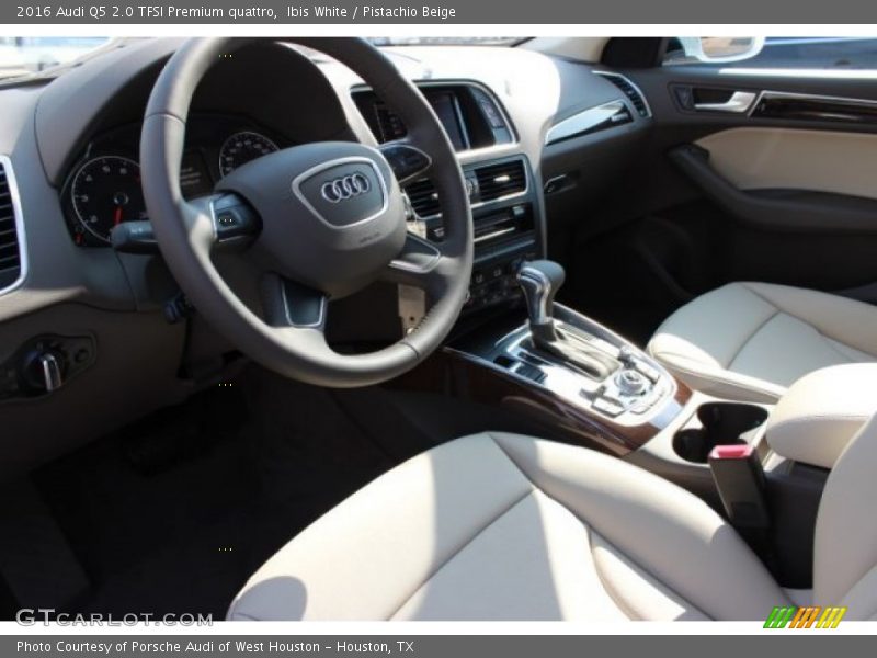  2016 Q5 2.0 TFSI Premium quattro Pistachio Beige Interior