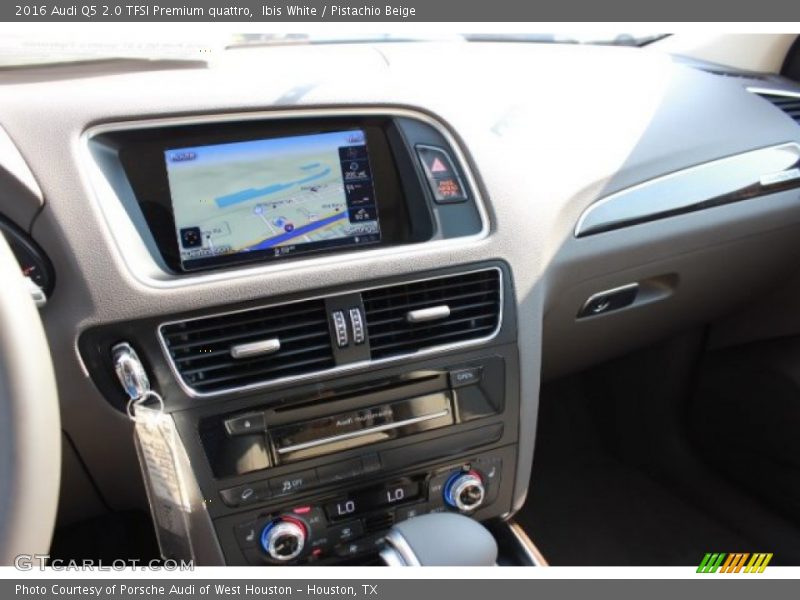 Ibis White / Pistachio Beige 2016 Audi Q5 2.0 TFSI Premium quattro