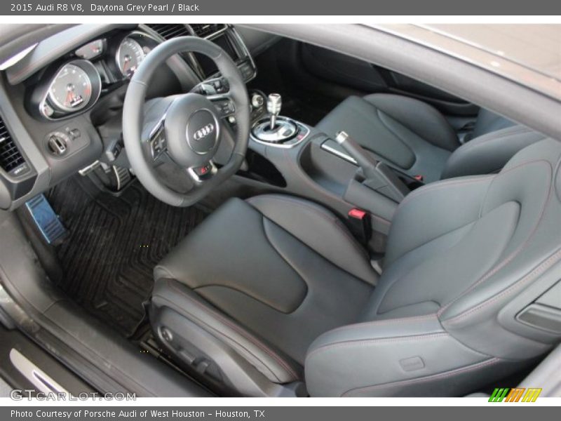  2015 R8 V8 Black Interior