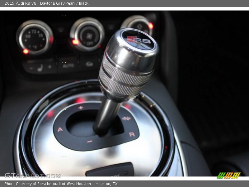  2015 R8 V8 7 Speed Audi S tronic dual-clutch Automatic Shifter