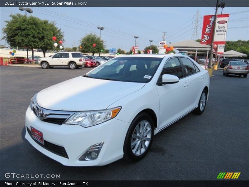 Super White / Ivory 2012 Toyota Camry XLE
