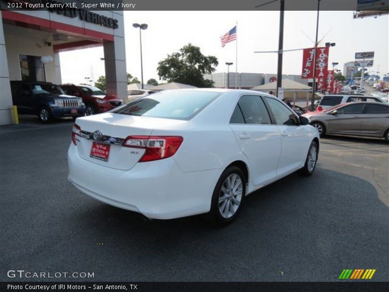 Super White / Ivory 2012 Toyota Camry XLE