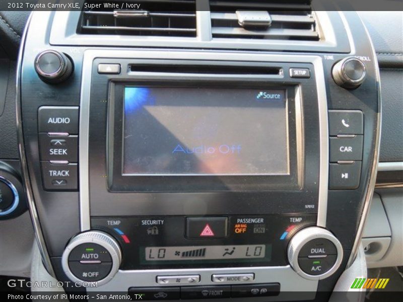 Super White / Ivory 2012 Toyota Camry XLE
